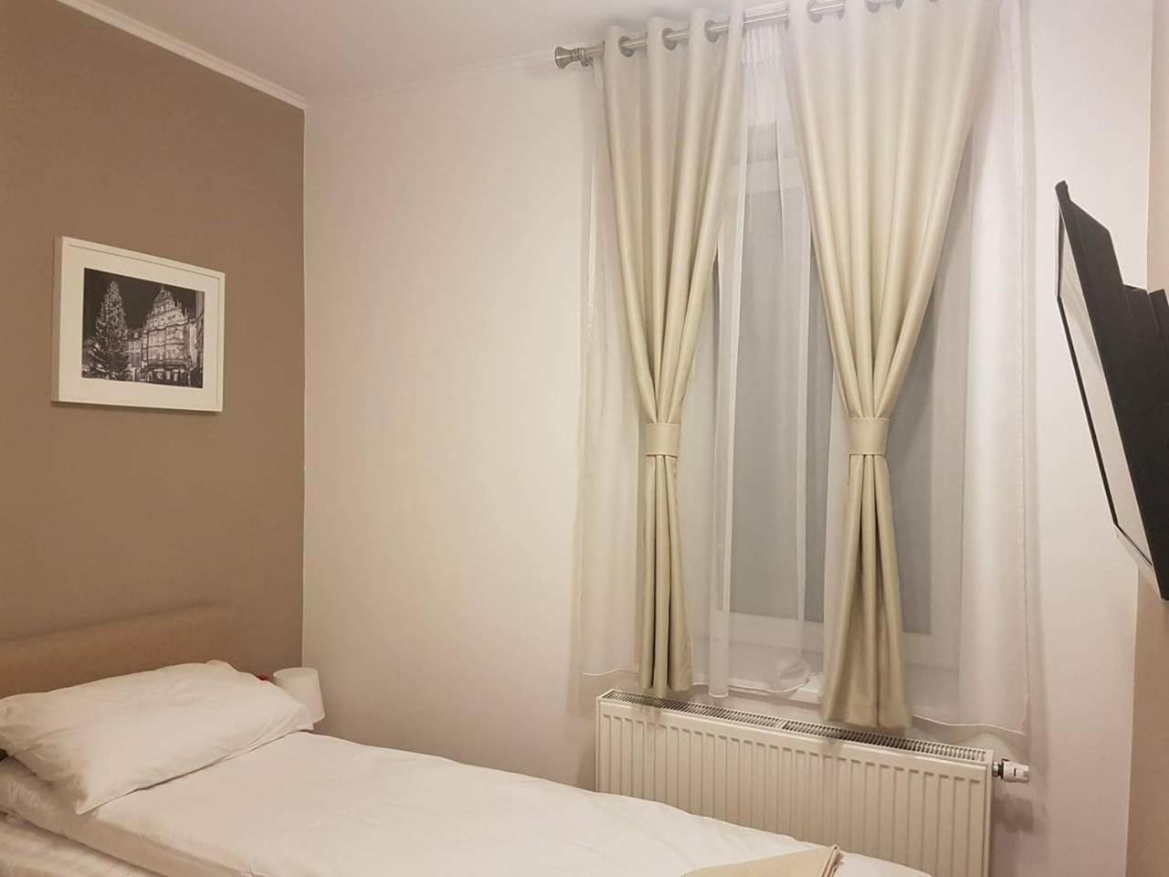 Hotel Garni Steinbacher Tal ハイデルベルク エクステリア 写真